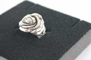 Schaumstoff für die Schmuckverpackung