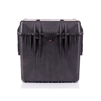 Ein geschlossener Peli 0370 Schutzkoffer in schwarz – Seitenansicht