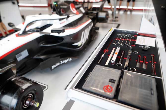 Werkzeugeinlagen aus formgeschnittenem Schaum